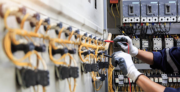 Professional Electrician technician working in Oklahoma City, OK